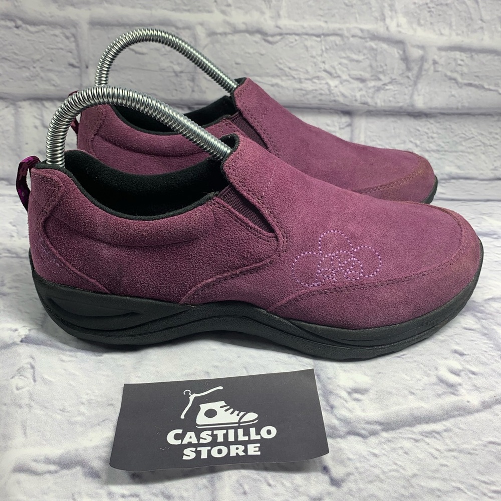 L.L Bean Flowery moccasins Loafers Size 7